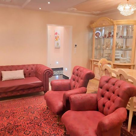Grosse Wohnung Naehe Zentrum Wien Eksteriør billede